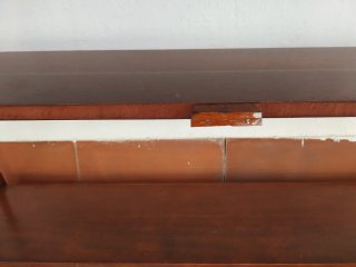 Estantería antigua de madera