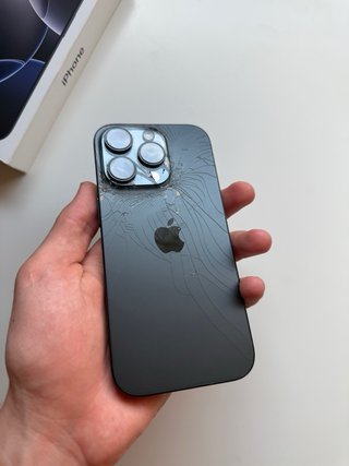 iPhone 16 Pro