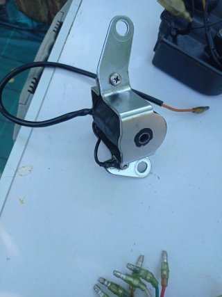 Bobina Suzuki DT65 ref 503