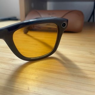 Ray-Ban Meta Wayfarer Gafas de Sol Amarillas/Negra