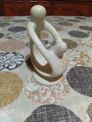 Statuetta in pietra artigianale