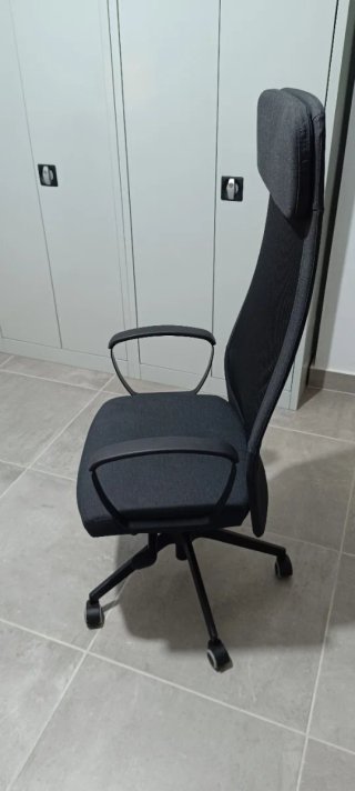 Silla IKEA Markus. Pocas horas de uso. Como nueva.