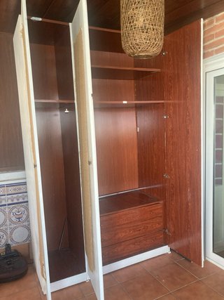 Armario pintado blanco