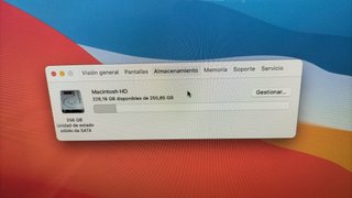 iMac 21.5 2011 i5 2.5GHz 12GB RAM 256GB SSD