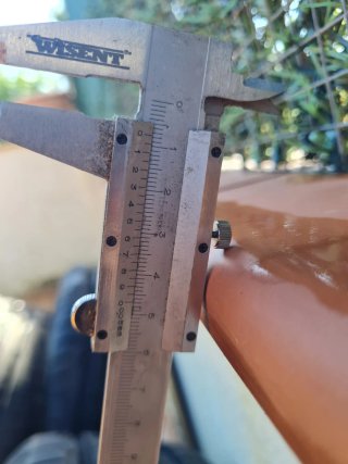 4 Llantas con Neumáticos (2 nuevos, 2 al 70%)