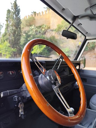 Land Rover Defender 1999