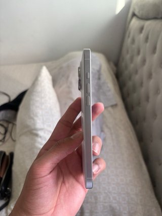 iPhone 16 pro max plata