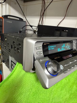 Pioneer DEH-8400 Radio Coche y regalo cargador 12