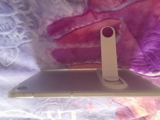 Lenovo Tab + Funda Soporte Nueva