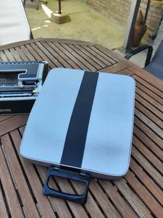 Máquina de escribir Olivetti Lettera DL