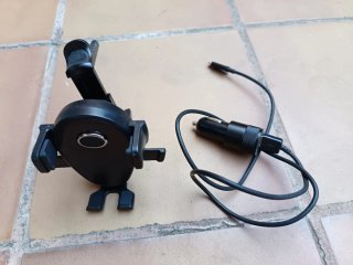 Soporte móvil coche y cargador USB