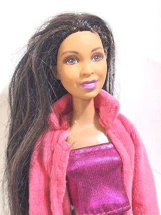 Barbie Nikki di Mattel 2001
