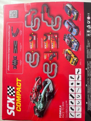Scalextric Compact Formula Race to Win 2 Loopings