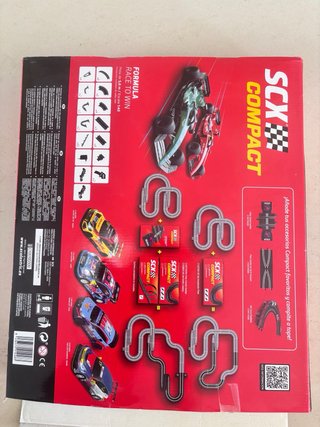 Scalextric Compact Formula Race to Win 2 Loopings