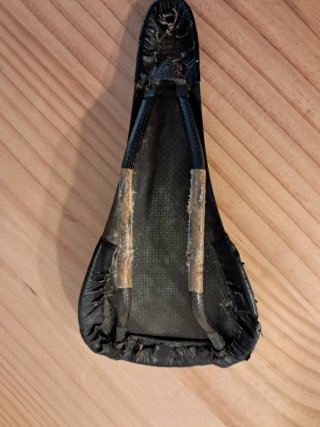 Sillín Tune Speedneedle Carbono