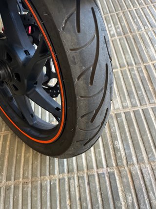 Keeway RKF 125 Blanca y Roja