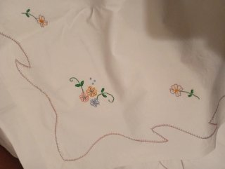 Sábanas de algodón con bordado floral