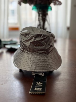 Gorro pescador Adidas reversible niño