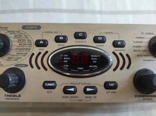 Behringer Bass V-AMP PRO