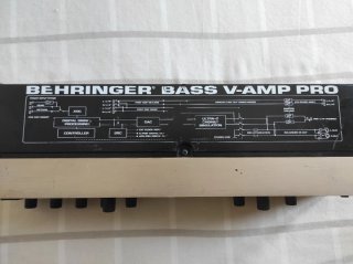 Behringer Bass V-AMP PRO