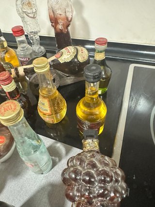 Collezione di bottigliette miniatura
