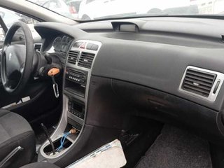 Paragolpes trasero peugeot 307 (s1) xr clim 470827