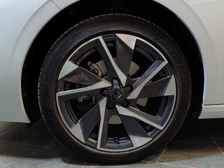 Peugeot 308 HYBRID 136 eDCS6 ALLURE