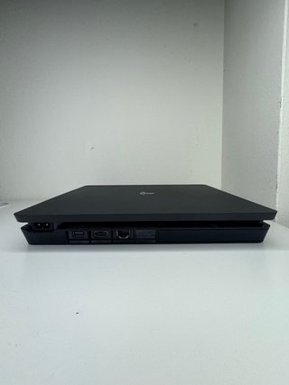 PlayStation 4 Slim
