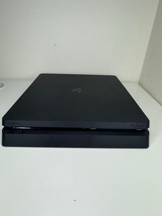 PlayStation 4 Slim