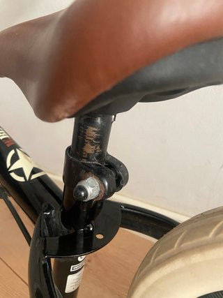 Bicicleta B-Twin sin pedales. Decathlon