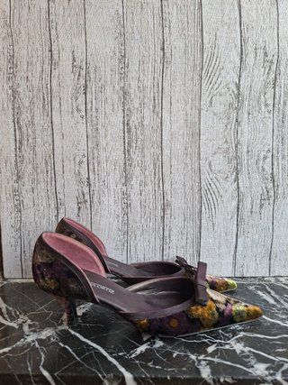 Zapatos Gloria Ortiz Talla 38