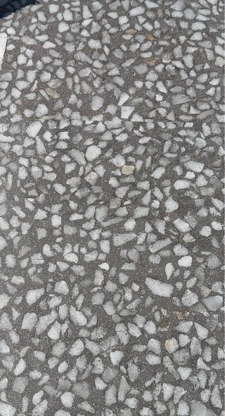 Suelo porcelánico imitación piedra