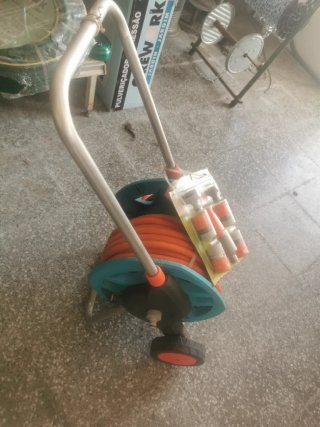 Carro Manguera Gardena con Accesorios