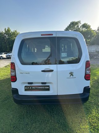 peugeot rifter 1.5hdi 100cv año 2023