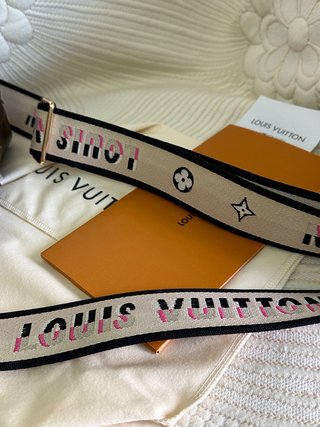 Louis Vuitton Sp20 Rojo