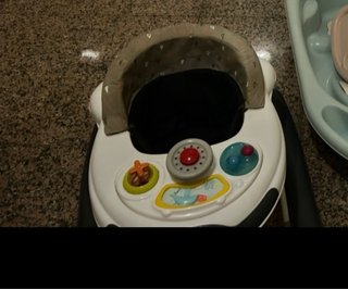 Correpasillos infantil con juegos