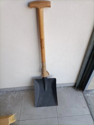 Pala de obra Alyco