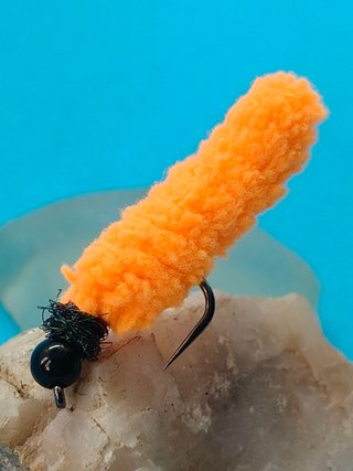 Ninfa de la pesca con mosca Mop (La Fregona)