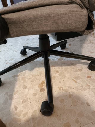 Sillón Gris Acolchado Cómodo 2025