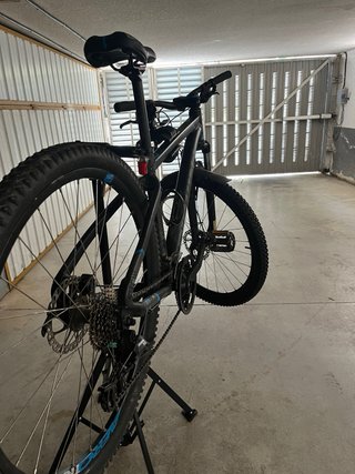 B'TWIN ROCKRIDER 520