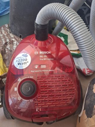 Aspiradora Bosch GL-20 Roja