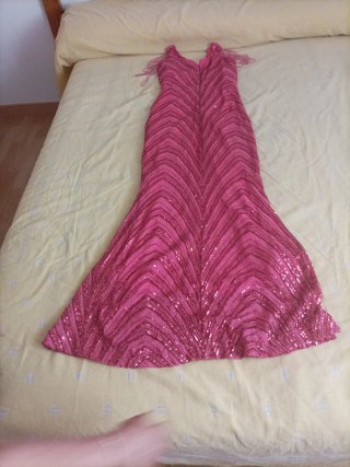 Vestido rosa con lentejuelas