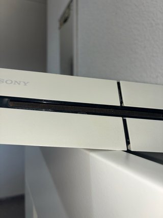 Ps4 Blanca con Soporte Cargador