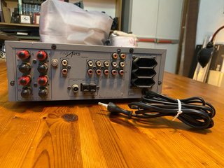 Amplificador Receptor HiFi Grundig FineArts M100-R