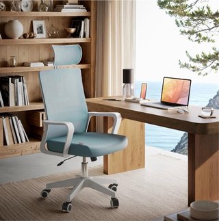 Silla de oficina gris y blanca sin usar