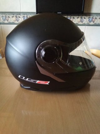 Casco modular LS2 .