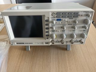 Osciloscopio Digital GW Instek GDS-2204 200MHz