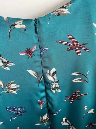 Vestido evento niña estampado mariposas.