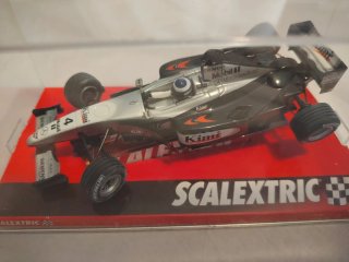 Scalextric McLaren F1 Kimi Räikkönen