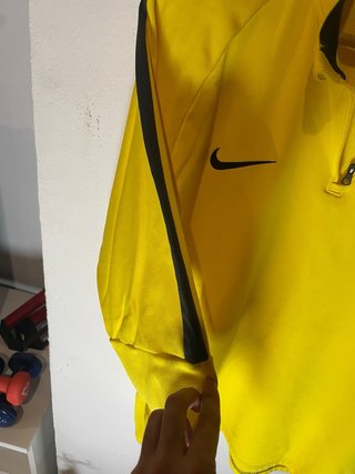 Sudadera Deportiva Nike Amarilla